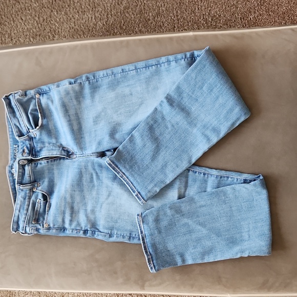 American Eagle Skinny Jeans - Picture 2 of 6